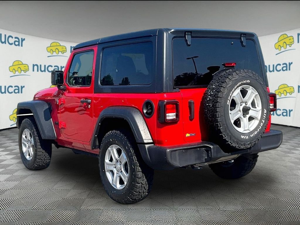 Used 2021 Red Jeep Sport S image 4