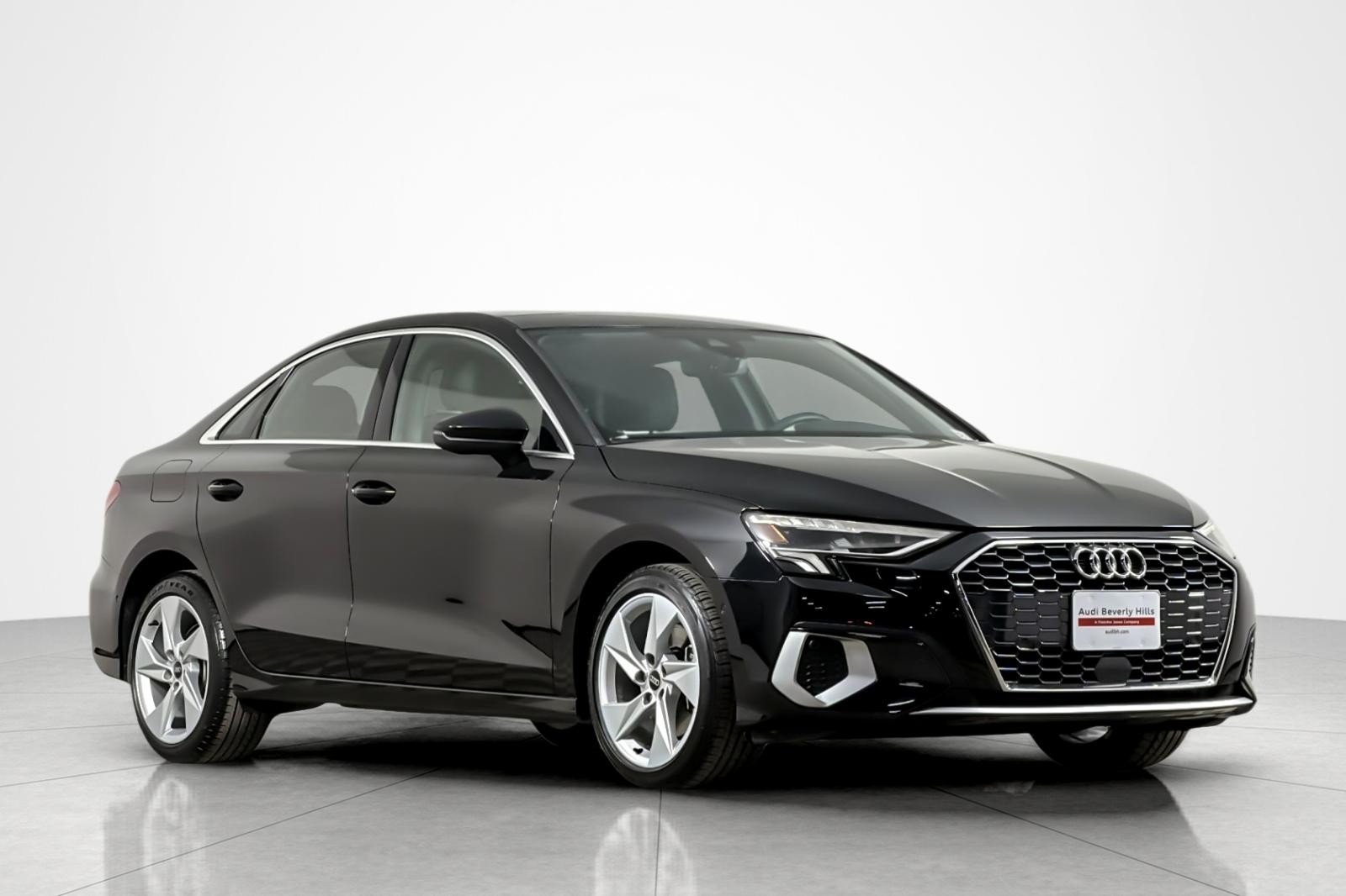 Used 2023 Mythos Black Metallic Audi Premium Plus 40 TFSI image 7