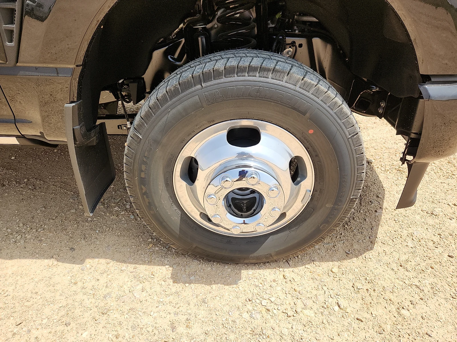 New 2026 Agate Black Metallic Ford F-350® Platinum® image 9