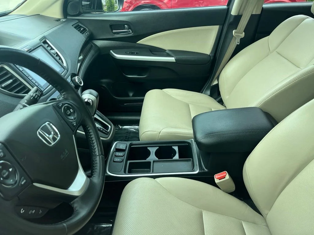 Used 2016 Blue Honda Touring image 5