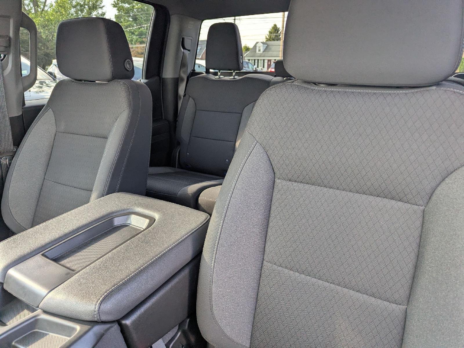 Used 2025 Riptide Blue Metallic Chevrolet LT image 24