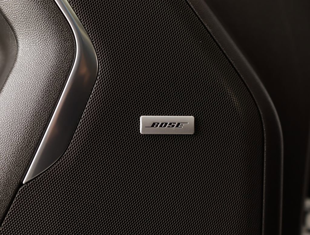 Used 2021 SUMMIT WHITE Chevrolet LT image 30