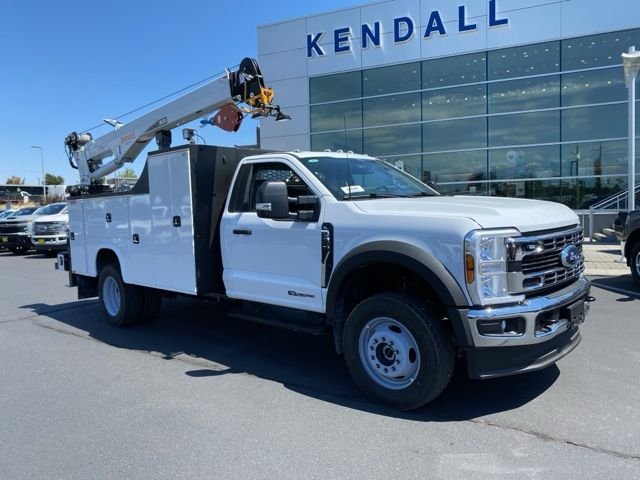 2025 Ford F-600 Super Duty Chassis Cab