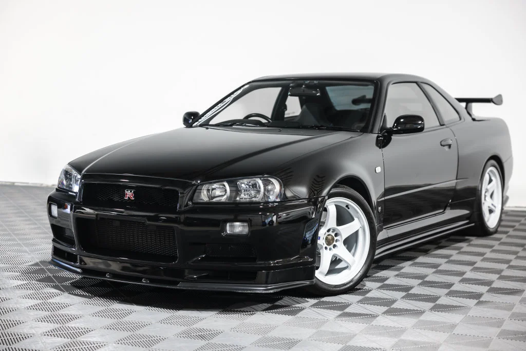 Used 2000 Black Nissan  image 11