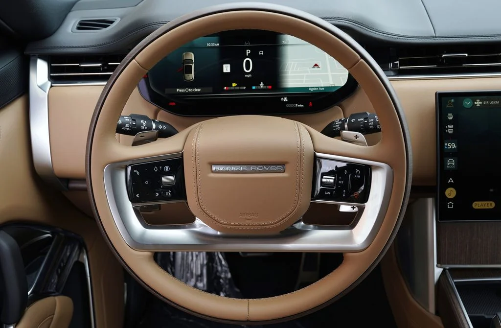 New 2026 Varesine Blue Land Rover SE image 16