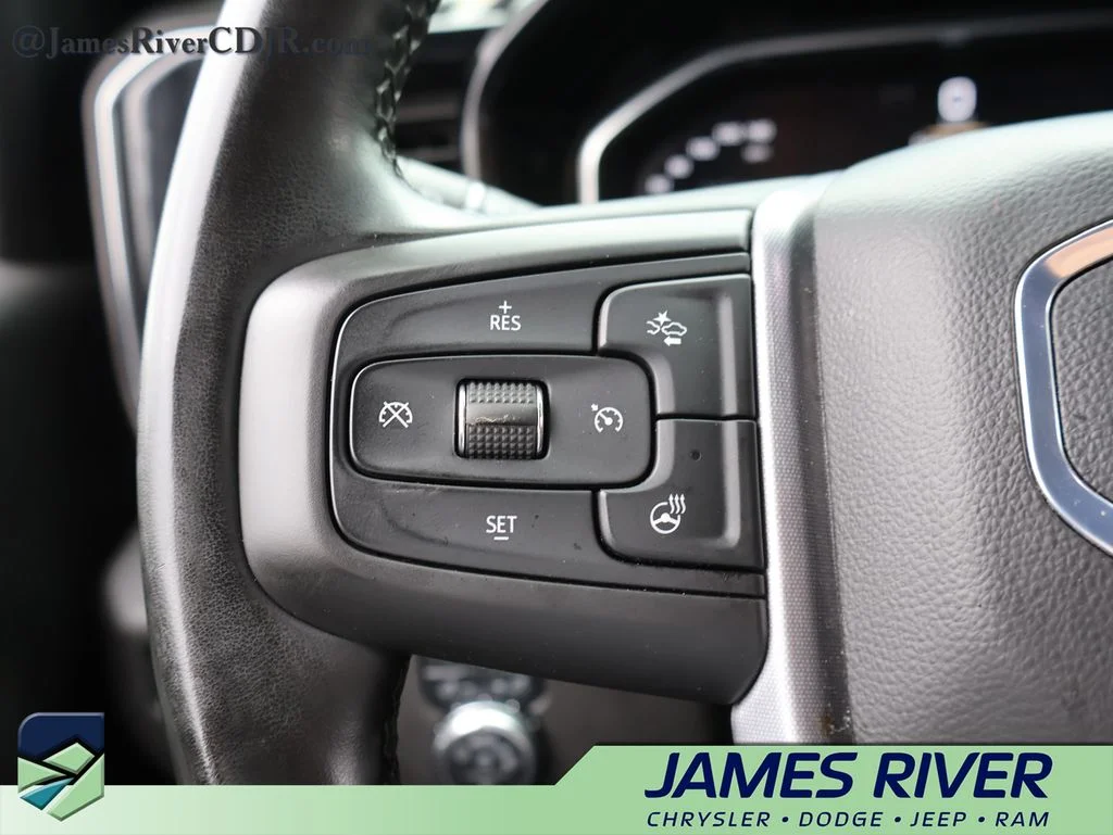 Used 2025 Silver GMC SLT image 25
