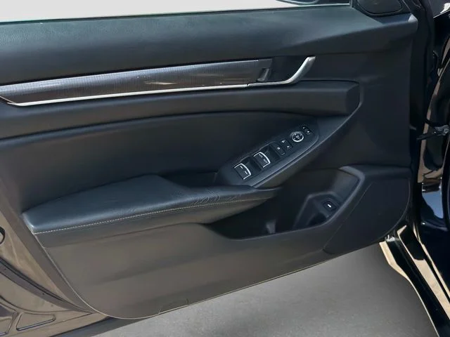 Used 2018 Black Honda Sport image 16