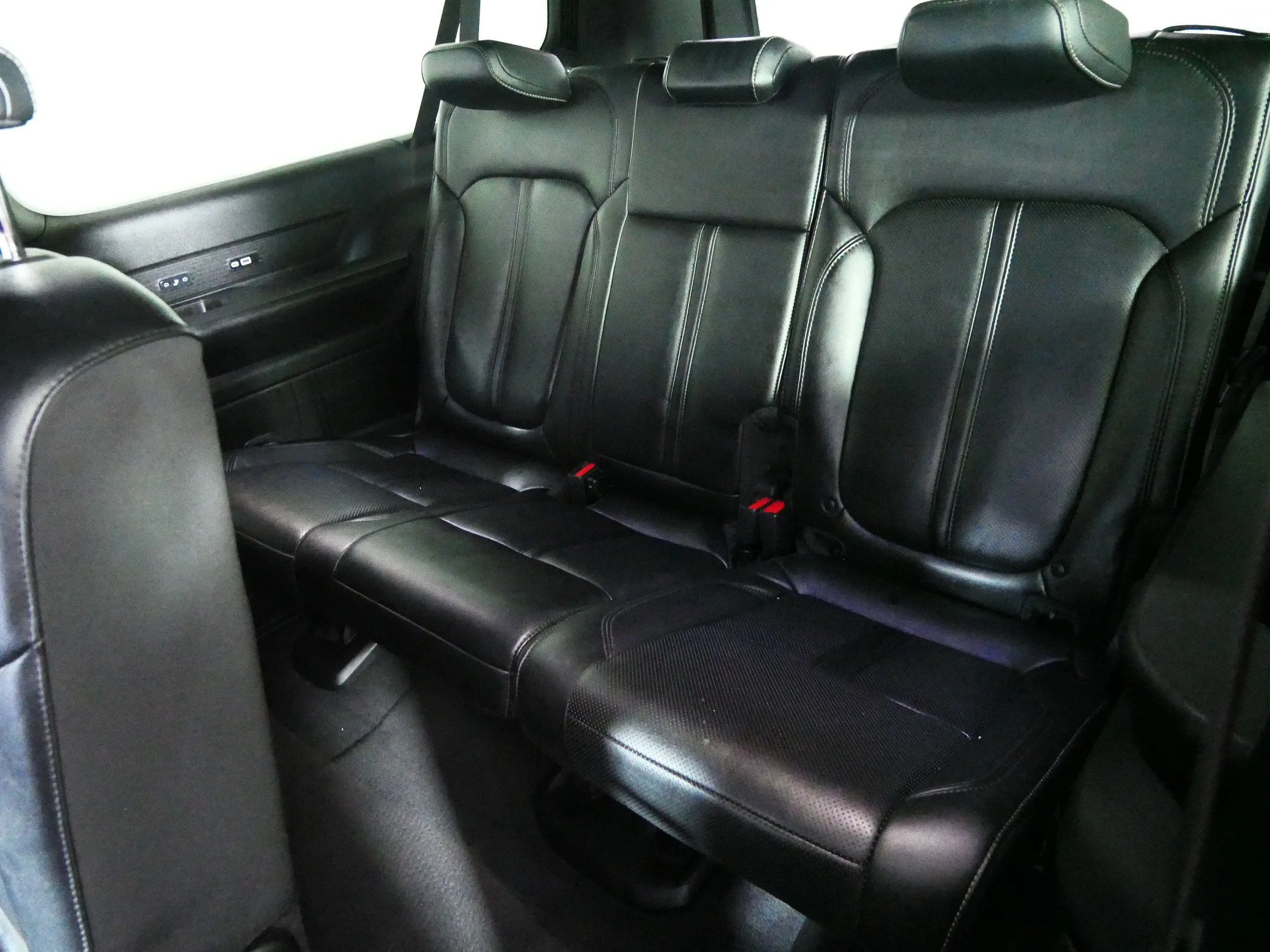 Used 2023 Bright White Clearcoat Jeep Series II image 33