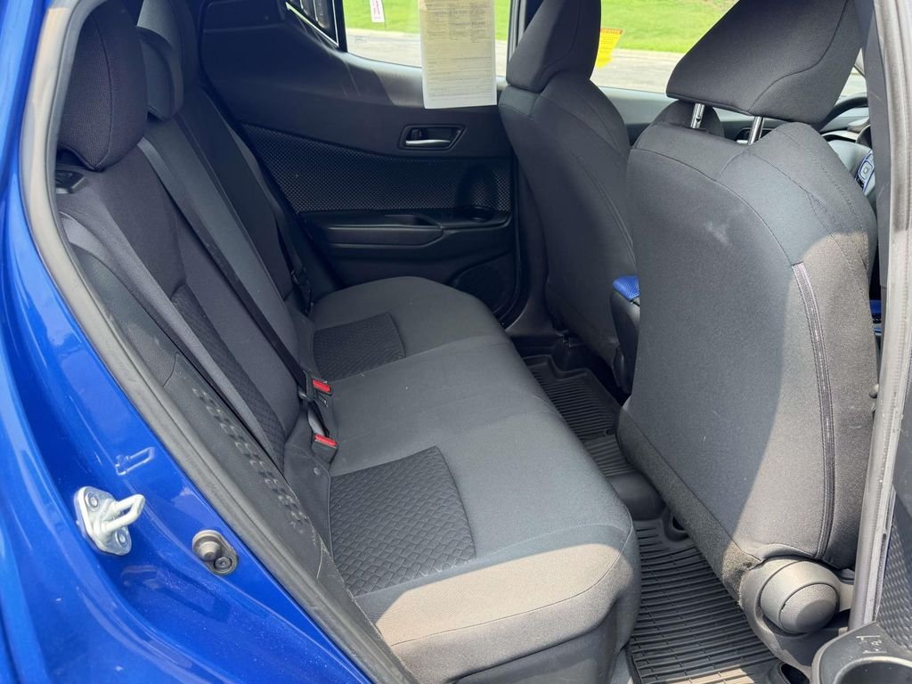 Used 2020 Blue Toyota LE image 12