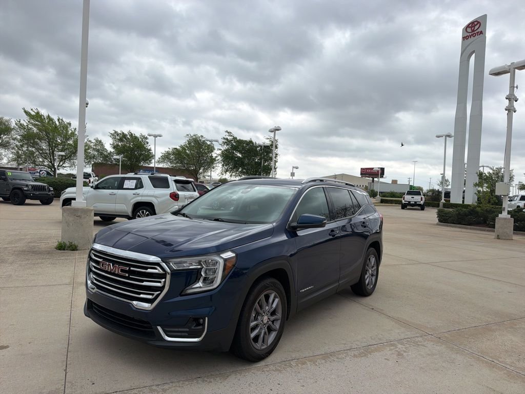 2023 GMC Terrain SLT