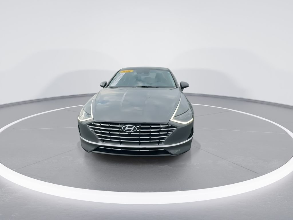Used 2022 Gray Hyundai Limited image 3