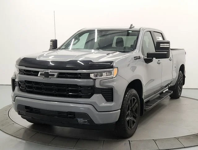 Used 2024 Gray Chevrolet RST image 3