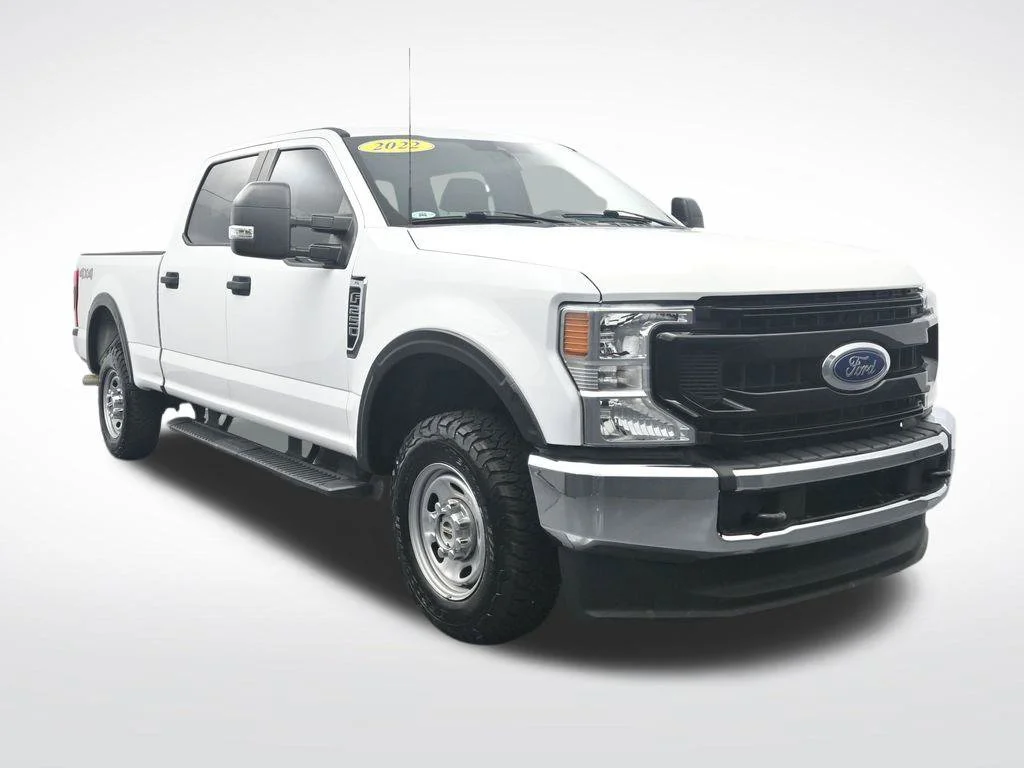 Used 2022 White Ford XL image 3
