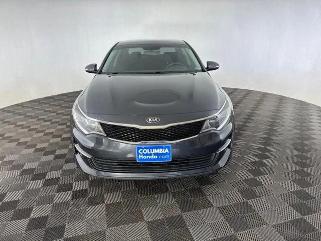 Used 2017 Gray Kia LX image 3