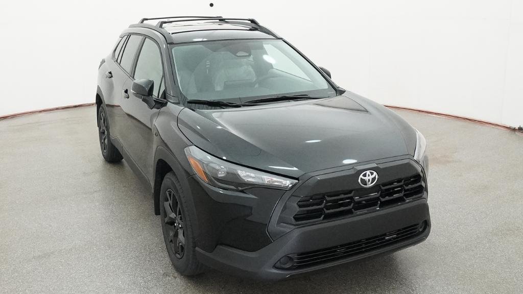 2026 Toyota Corolla Cross LE - Photo 13