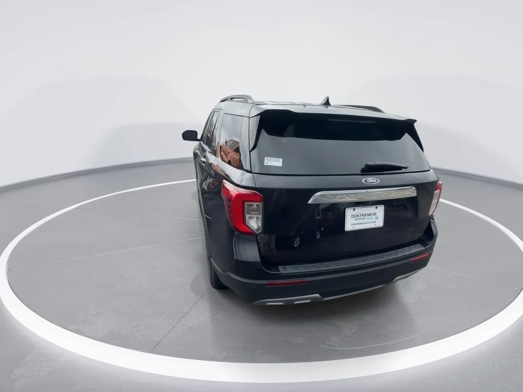Used 2023 Black Ford XLT image 7