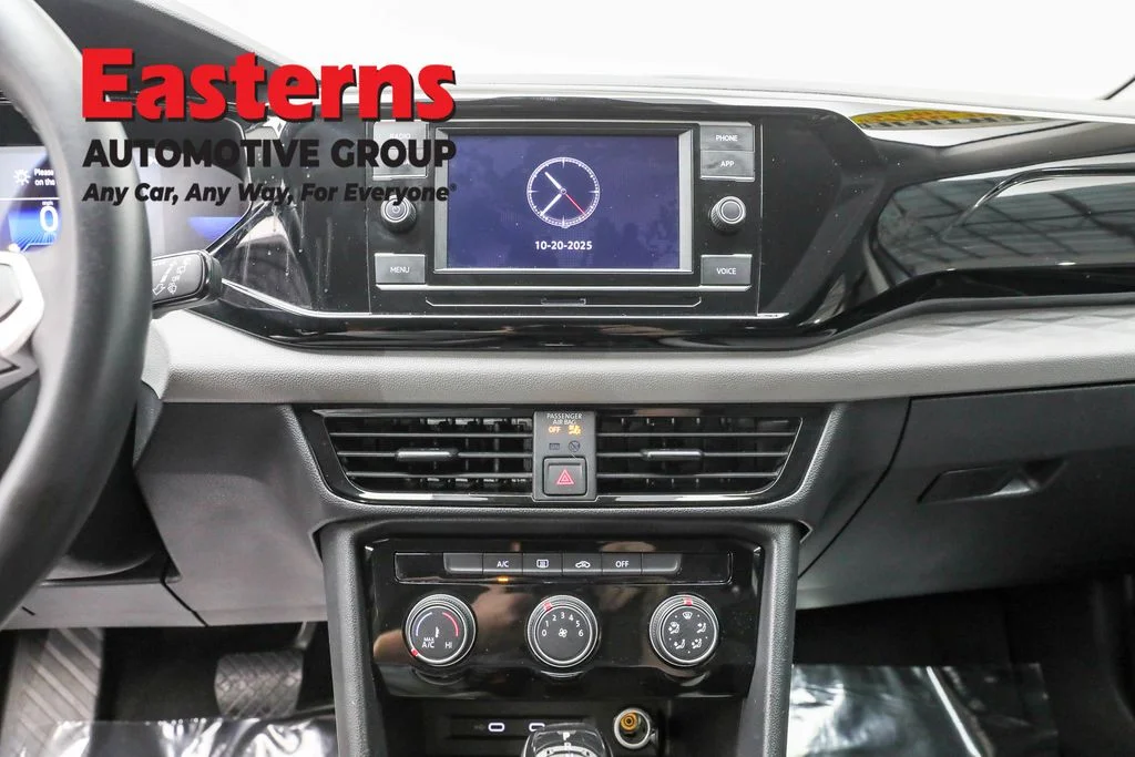 Used 2024 Gray Volkswagen 1.5T S image 12