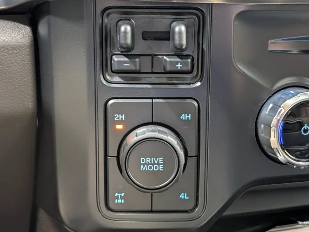 New 2026 Star White Metallic Tri-Coat Ford F-250® King Ranch® image 49
