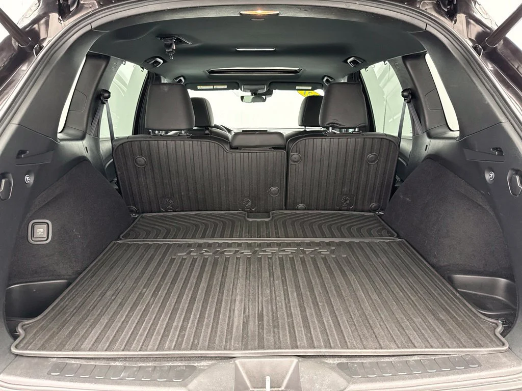 2021 Honda Passport EX-L SUV Slide 8