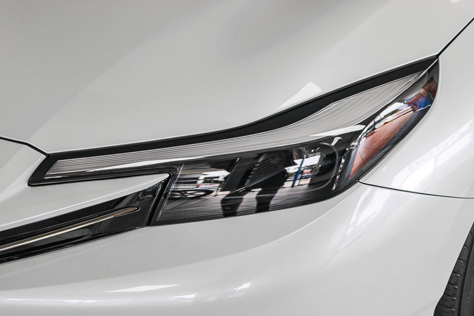 New 2026 Winter Frost Pearl Honda  image 4