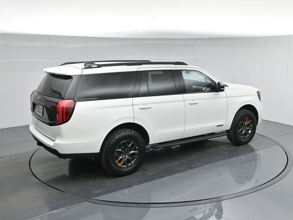 New 2026 Star White Metallic Tri-Coat Ford Tremor image 44