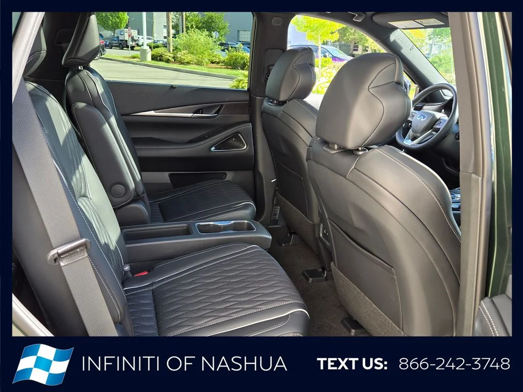 New 2027 2T DEEP EMRLD INFINITI Autograph AWD image 17