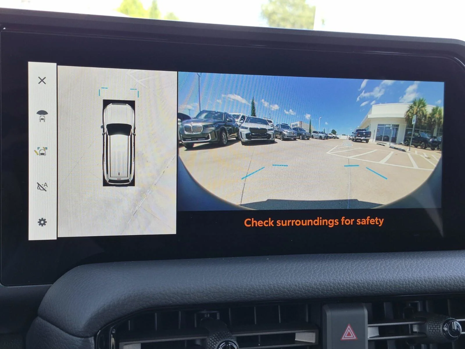 Used 2025 Heritage Blue/Gray Scape Toyota Base image 31