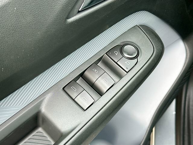 New 2027 Sterling Grey Metallic Chevrolet LT image 19