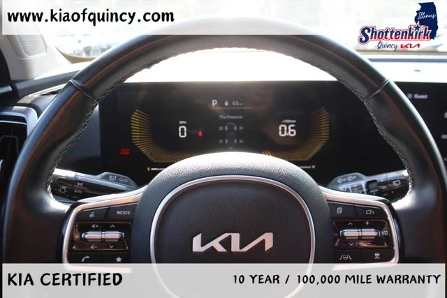 Used 2024 Black Kia S image 22