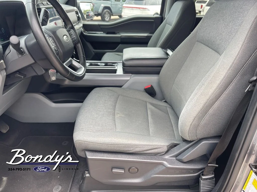 Used 2024 Gray Metallic Ford XLT image 10