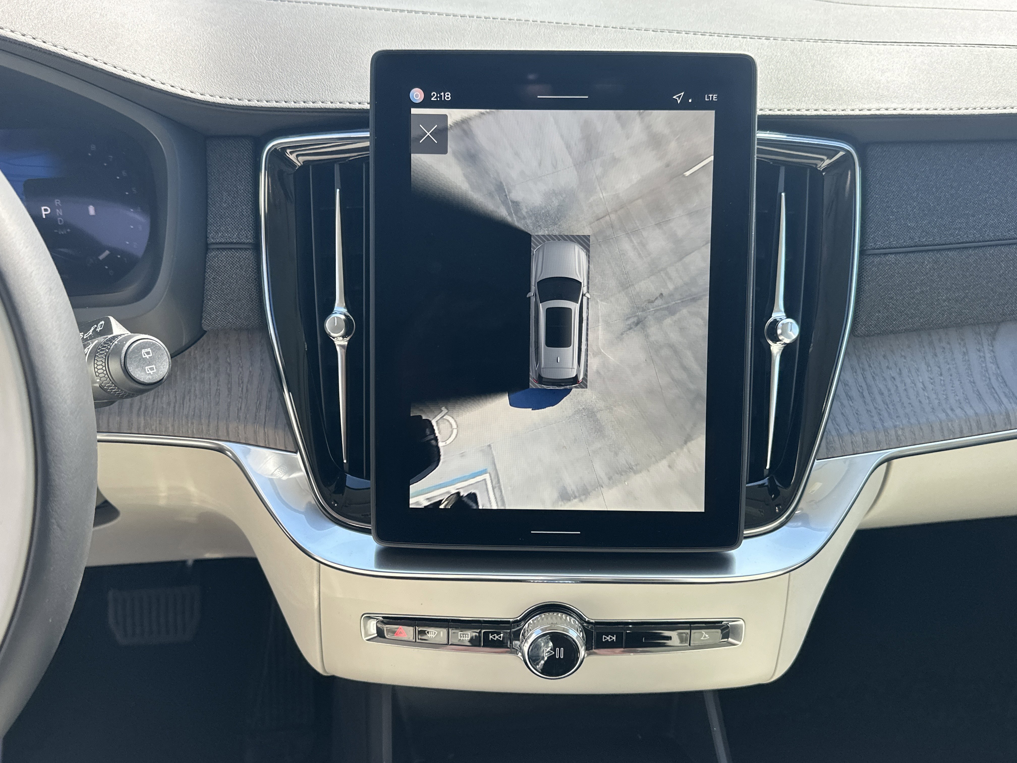 New 2026 Crystal White Volvo Ultra image 16