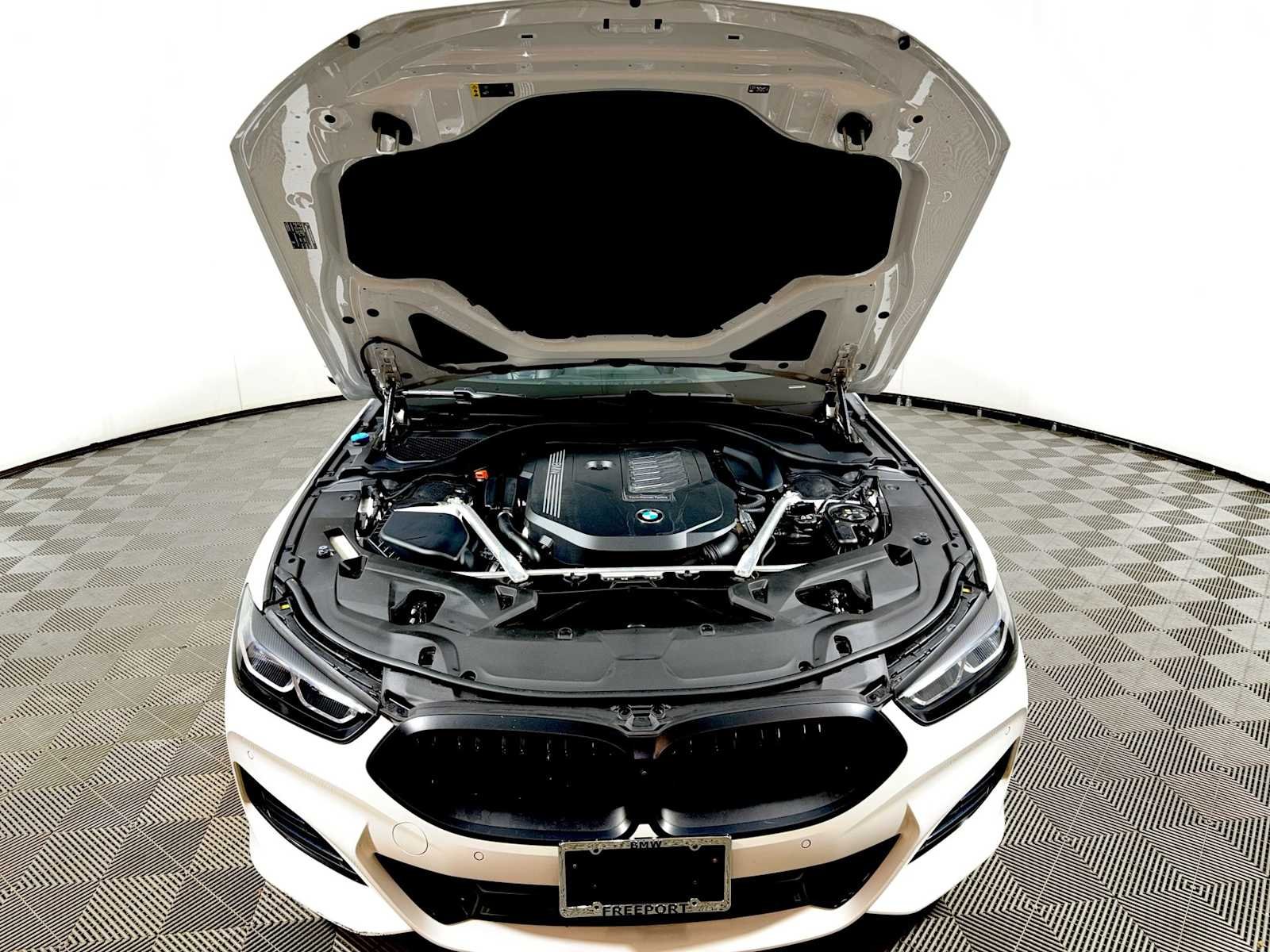 Certified Used 2024 Alpine White BMW 840i image 31