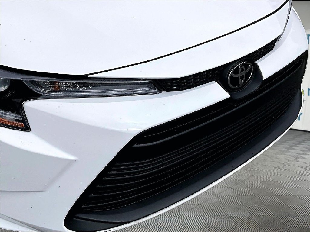 Used 2024 White Toyota LE image 32