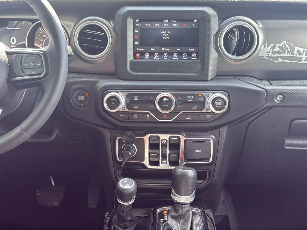 Used 2023 Black Jeep High Tide image 13