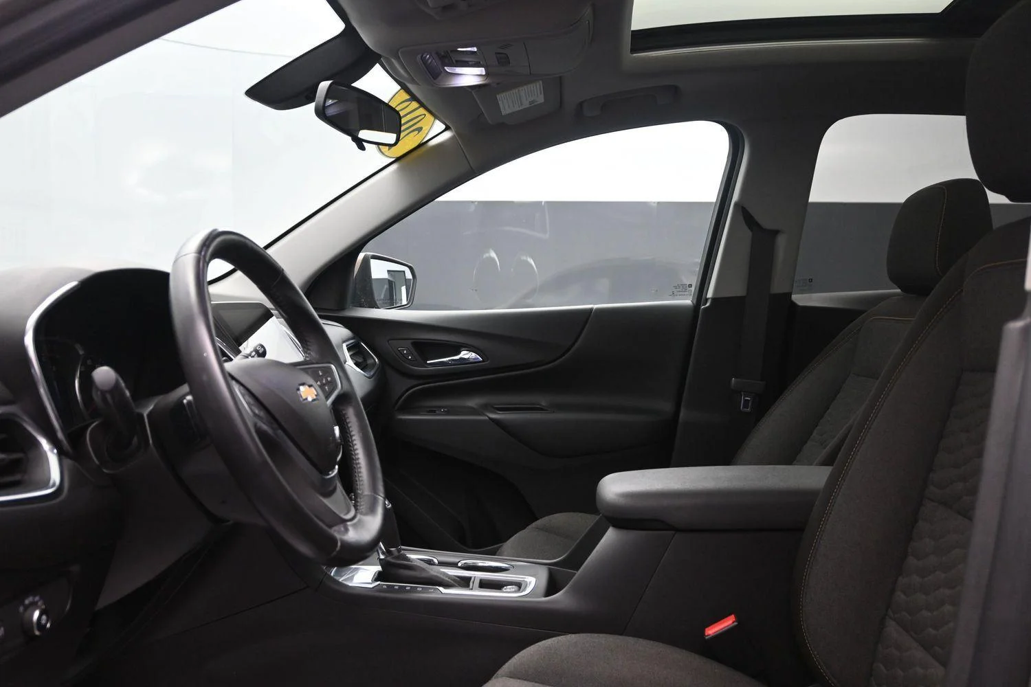 Used 2018 Sandy Ridge Metallic Chevrolet LT image 21
