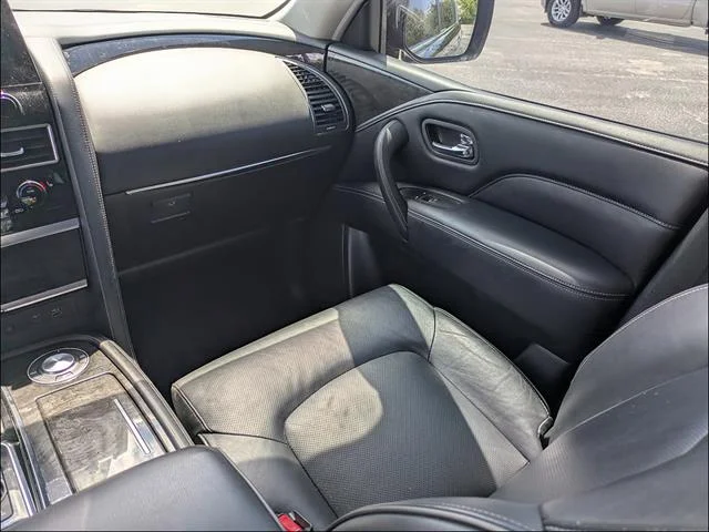 Used 2023 Mineral Black INFINITI LUXE image 17
