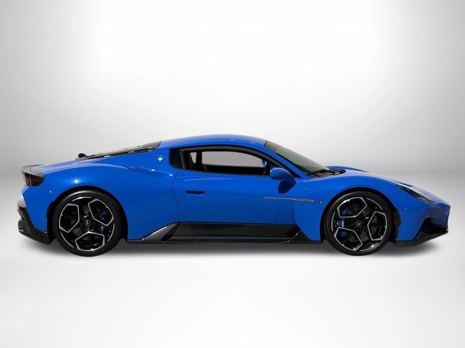 Used 2022 Blu Infinito Maserati  image 2