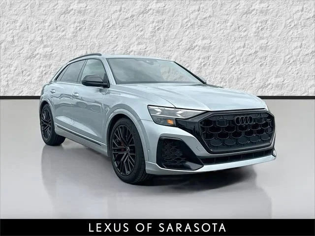 2024 Audi SQ8 Prestige's photo