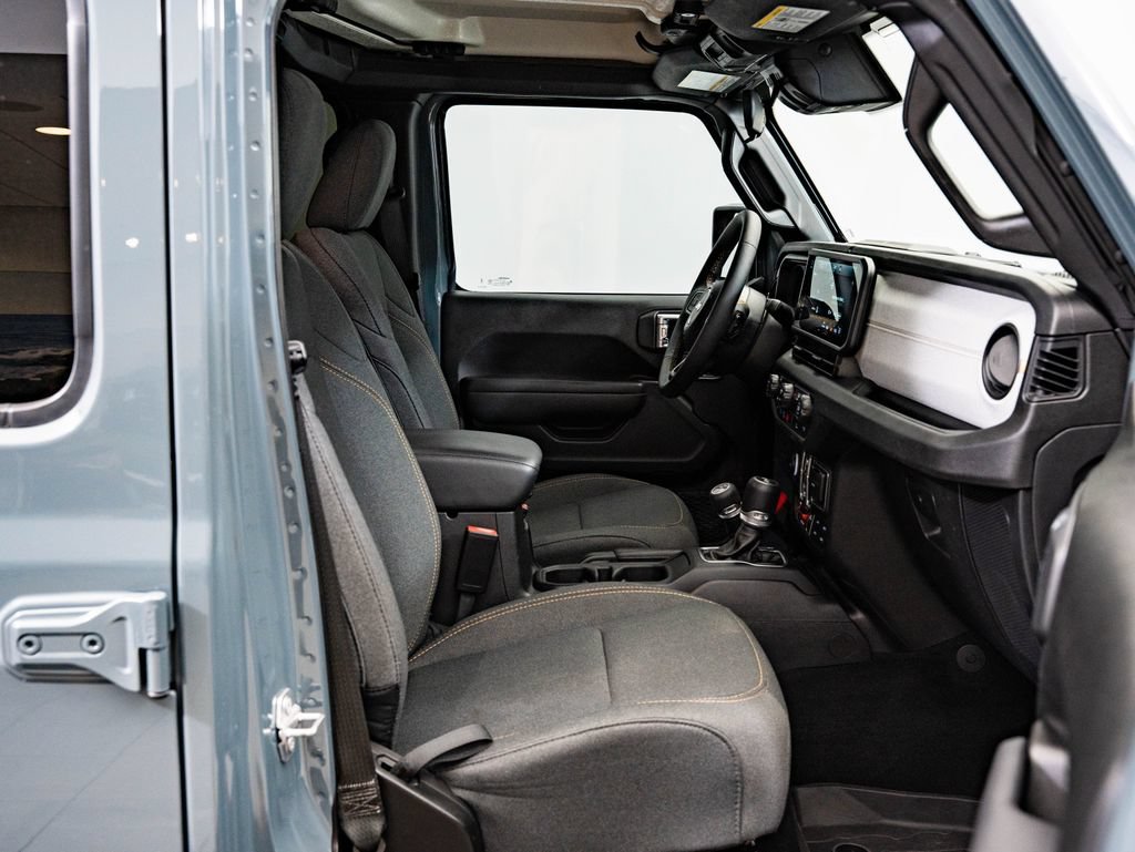 Used 2025 Anvil Clear Coat Jeep Willys 4xe image 25