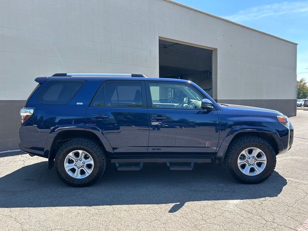 Used 2019 Nautical Blue Metallic Toyota SR5 image 3