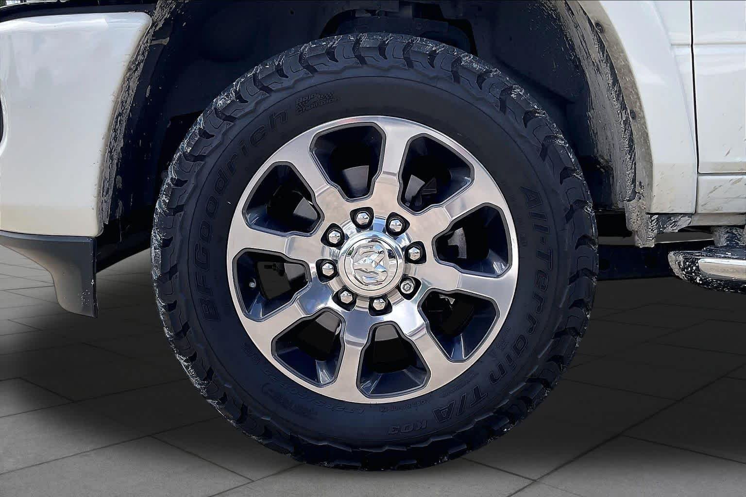 Used 2022 Pearl White Ram Longhorn image 10