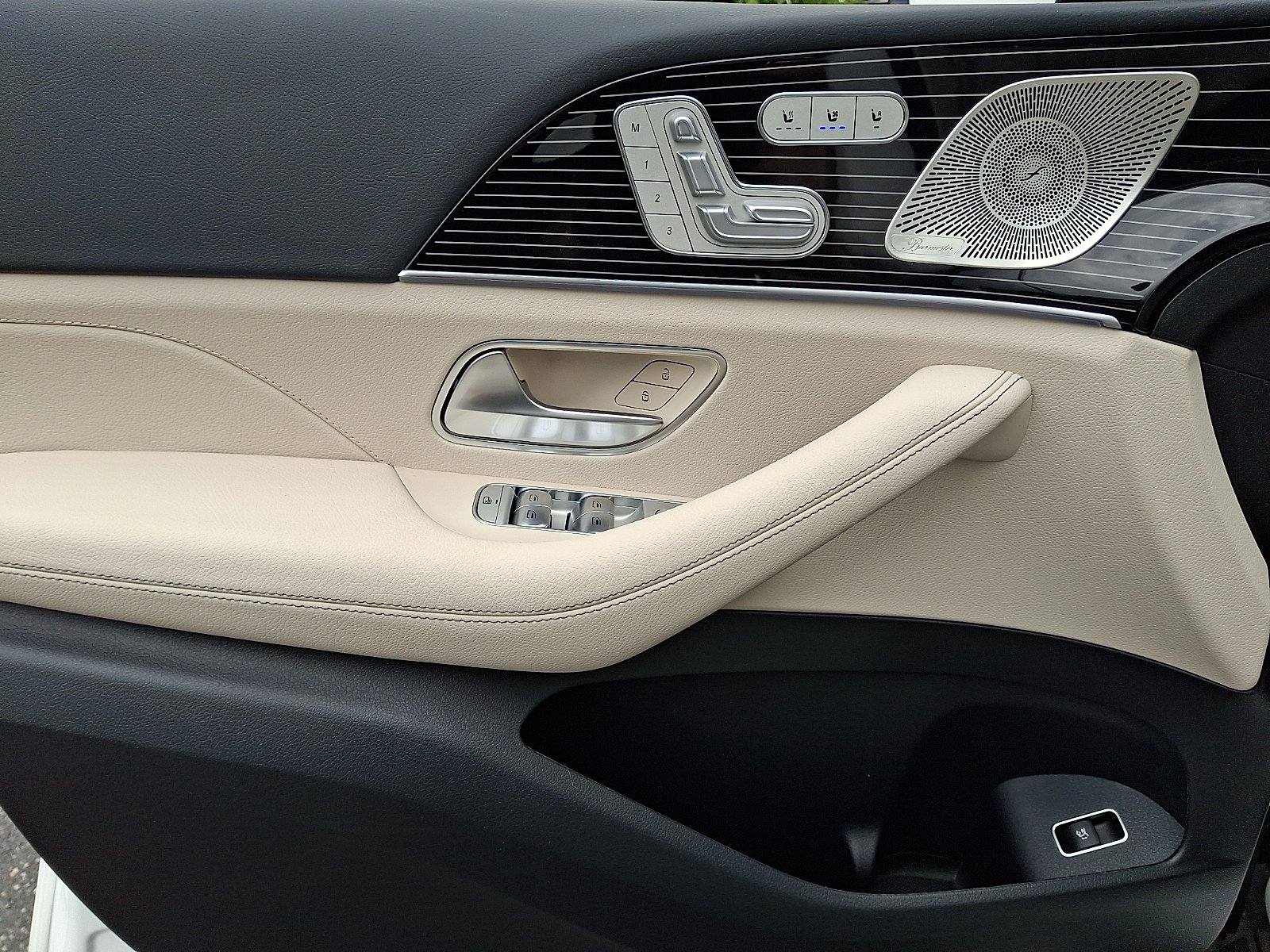 New 2026 Polar White Mercedes-Benz GLE 450 image 10