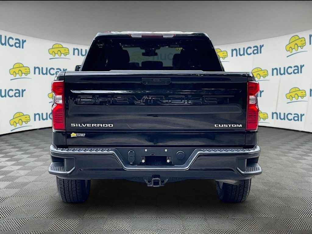 Used 2023 Black Chevrolet Custom image 5