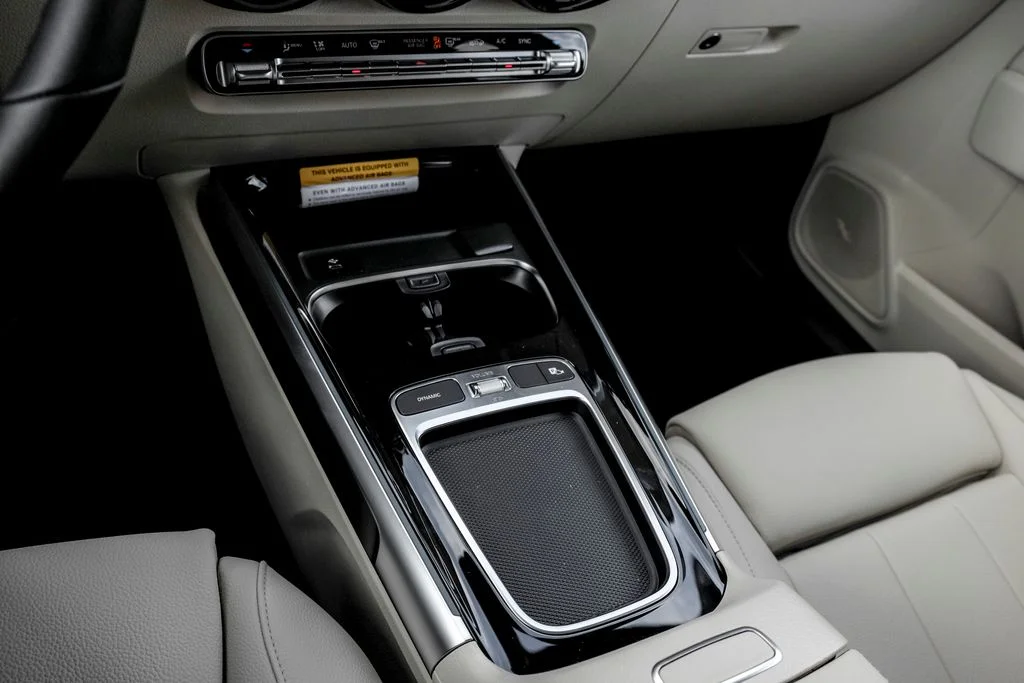New 2026 Night Black Mercedes-Benz GLB 250 image 15