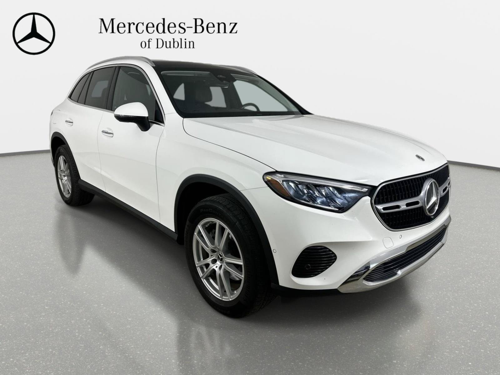 Used 2023 Polar White Mercedes-Benz GLC 300 image 3