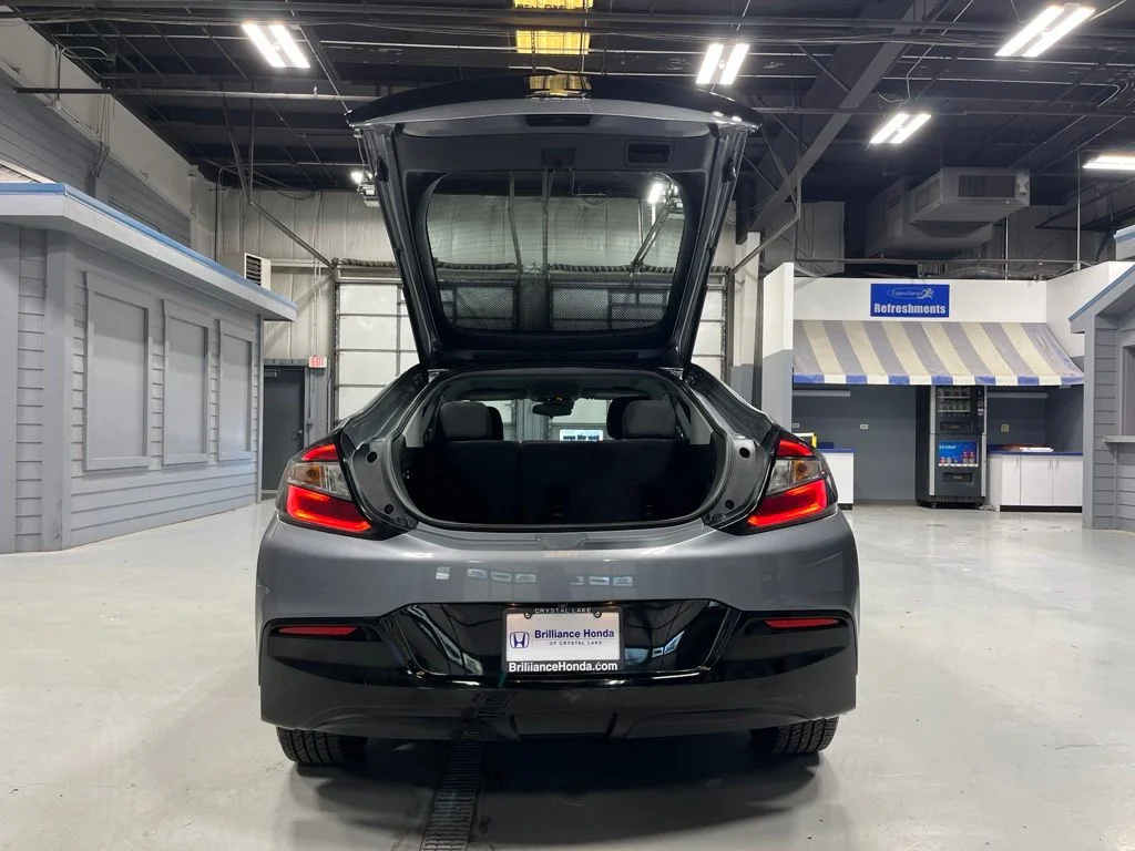 Used 2018 Steel Metallic Chevrolet LT image 9