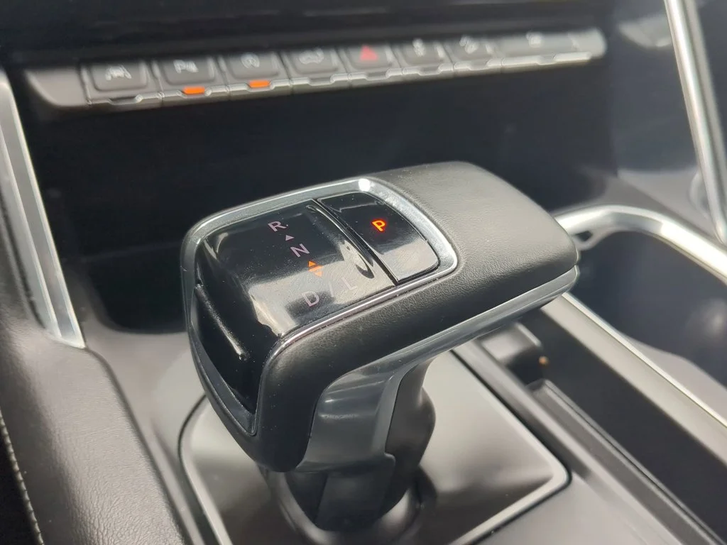 Used 2024 Sterling Metallic GMC Denali image 20