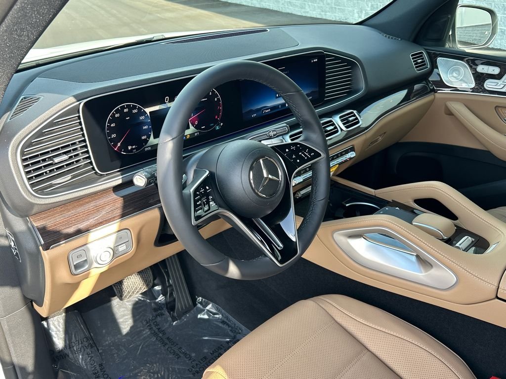 New 2026 Polar White Mercedes-Benz GLE 580 image 16