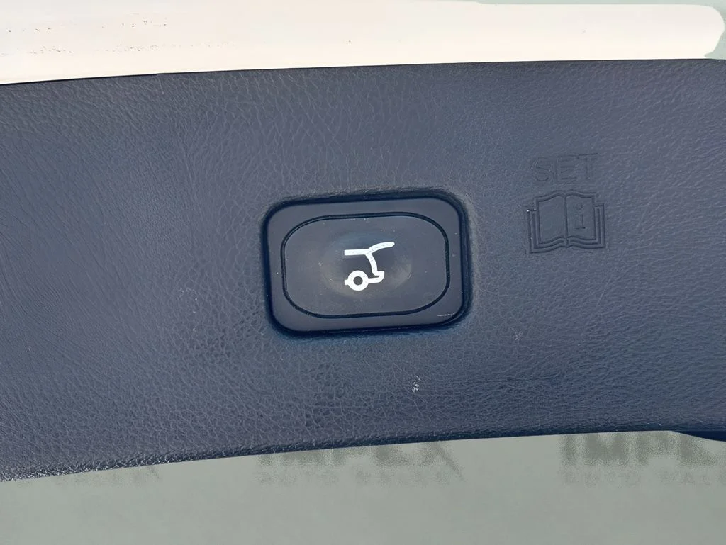 Used 2024 White Ford SEL image 28