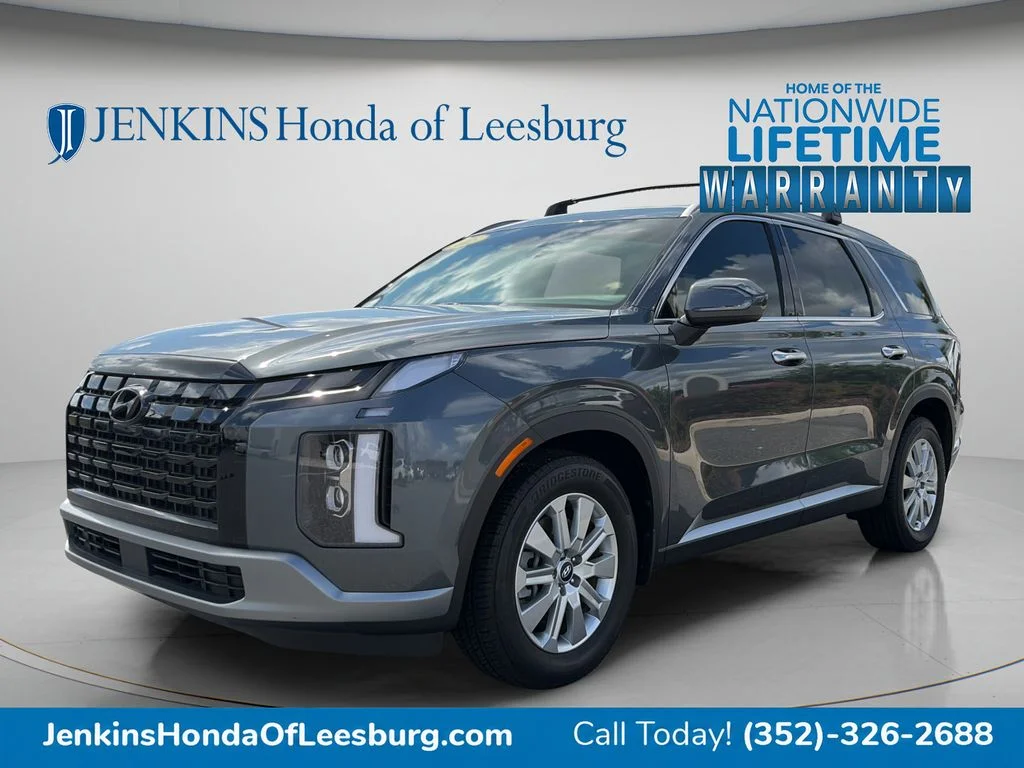 Used 2025 Gray Hyundai SEL image 7